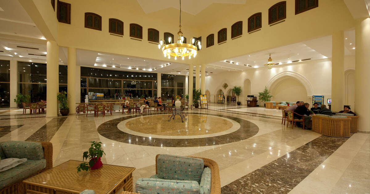 Een foto van het interieur van Acel Beach Resort
