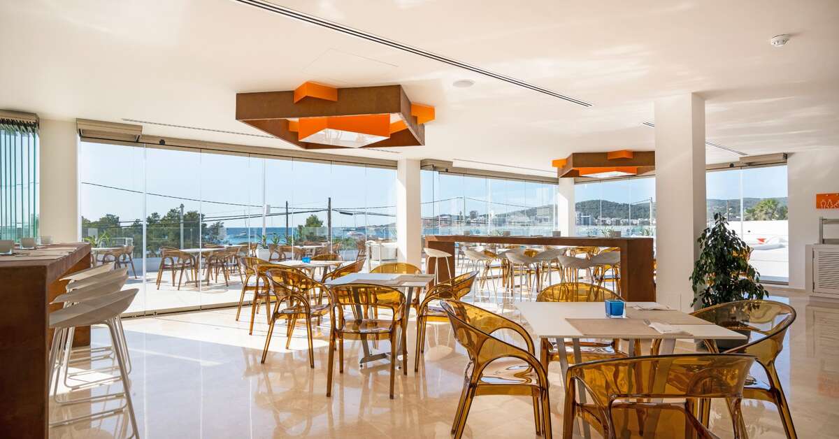 Een foto van de faciliteiten bij THB Naeco Ibiza