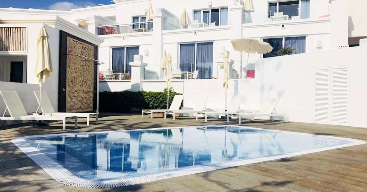 Een foto van het zwembad bij Flamingo Beach Mate
