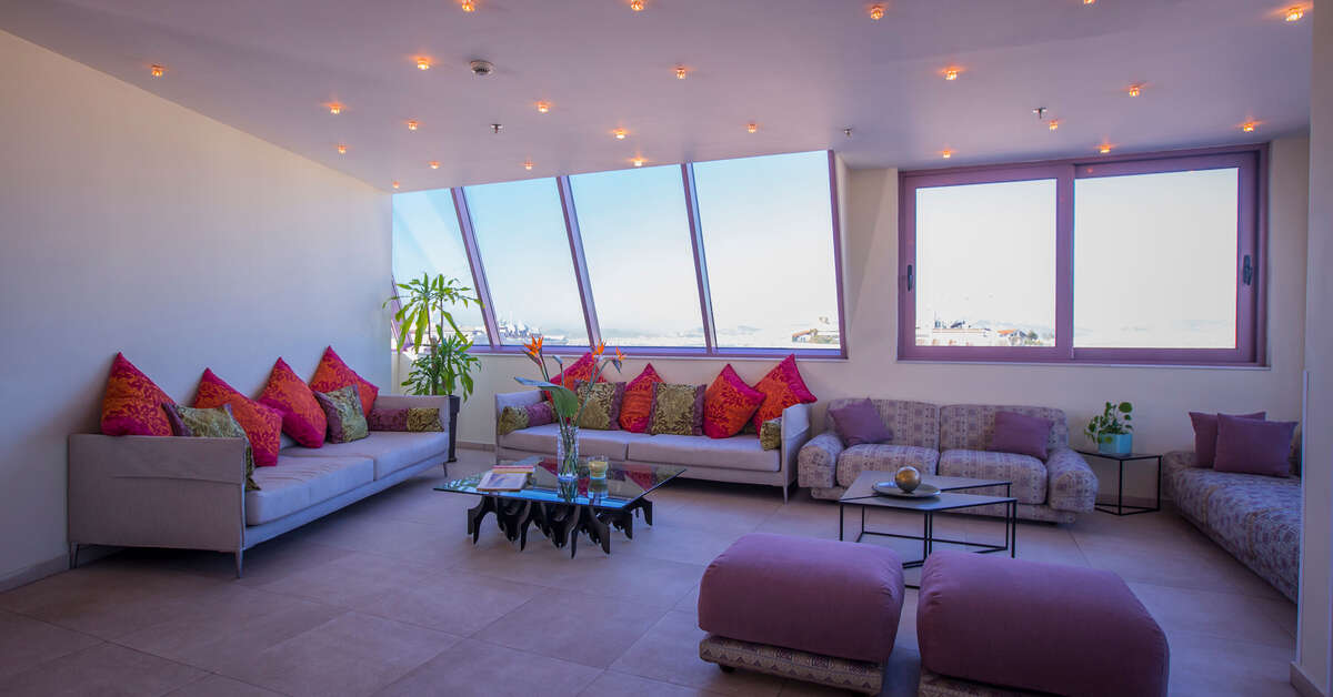 Een foto van het interieur van Novus City Hotel