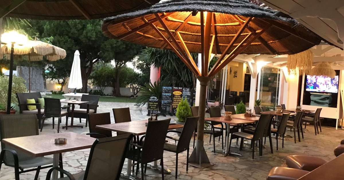 Een foto van het terras bij Marianna Studios