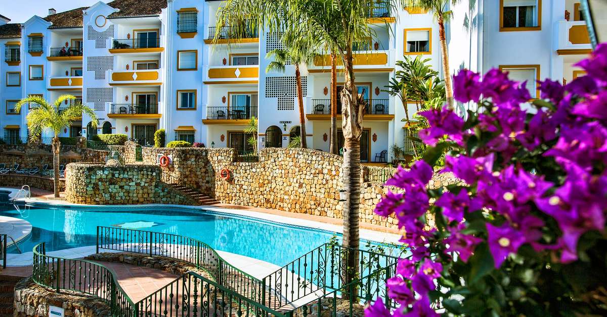 Een foto van de buitenkant van Ona Alanda Club Marbella