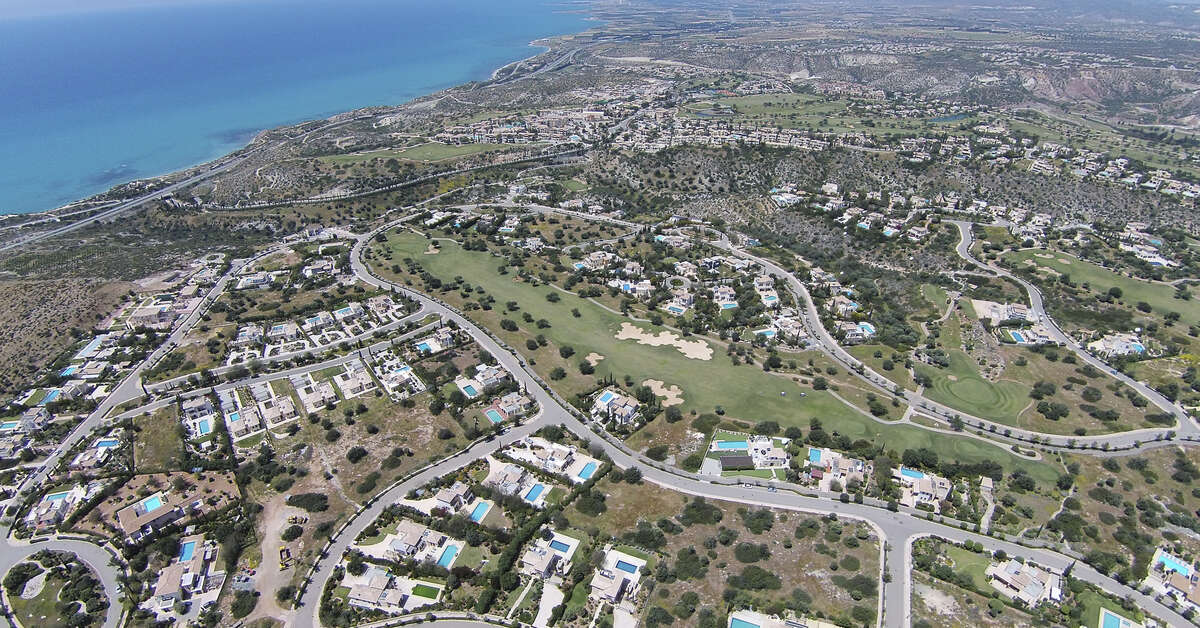 Een foto van Aphrodite Hills Rentals