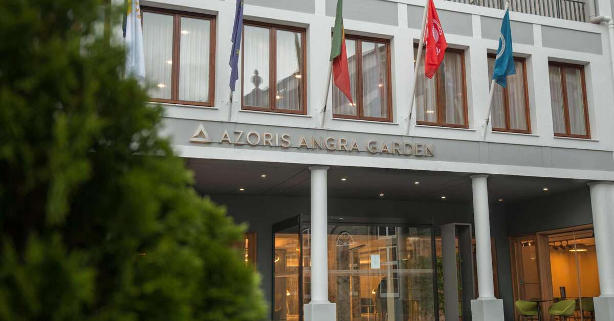 Een foto van de buitenkant van Azoris Angra Garden