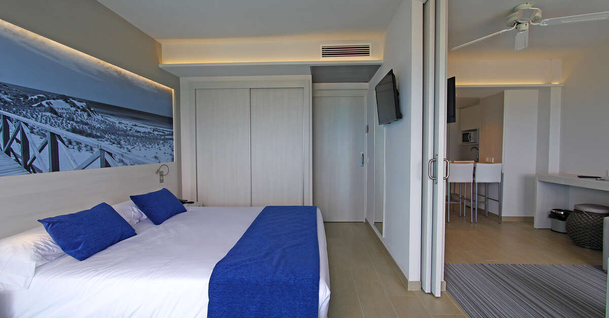 Ein Foto BG Tonga & Suites Tower Design Hotel