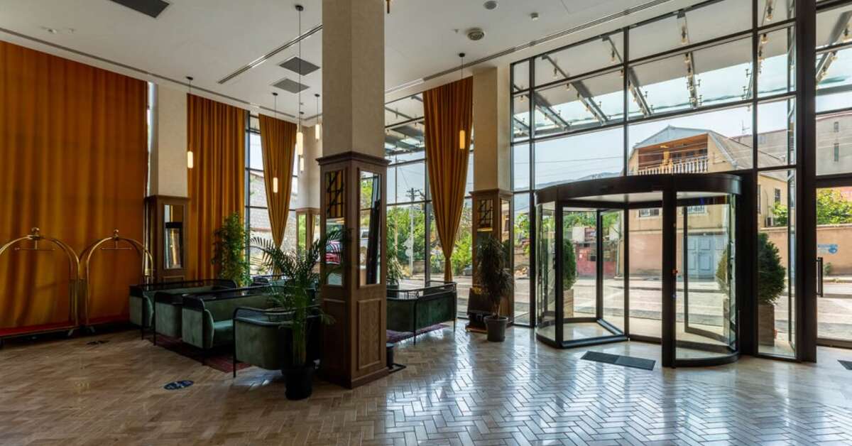 Een foto van Biography Tbilisi