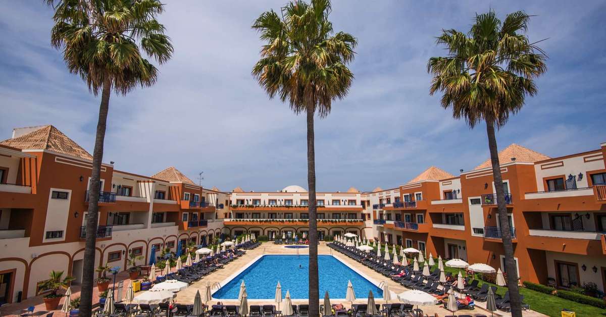 Een foto van het zwembad bij Vila Gale Tavira