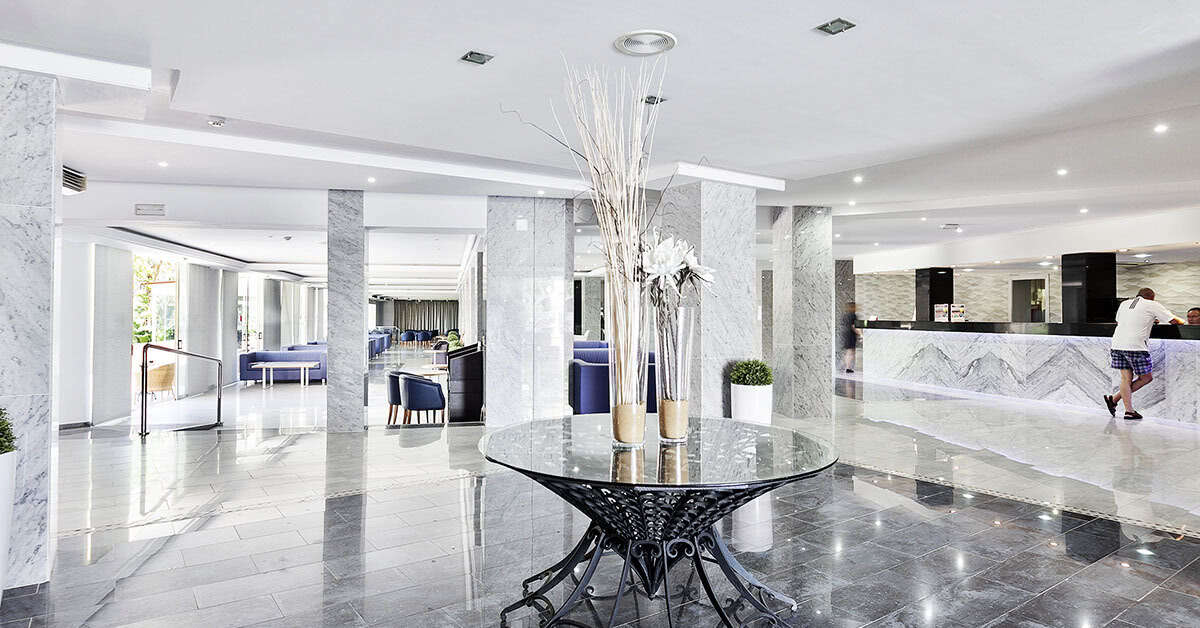 Een foto van het interieur van Hotel Best Siroco