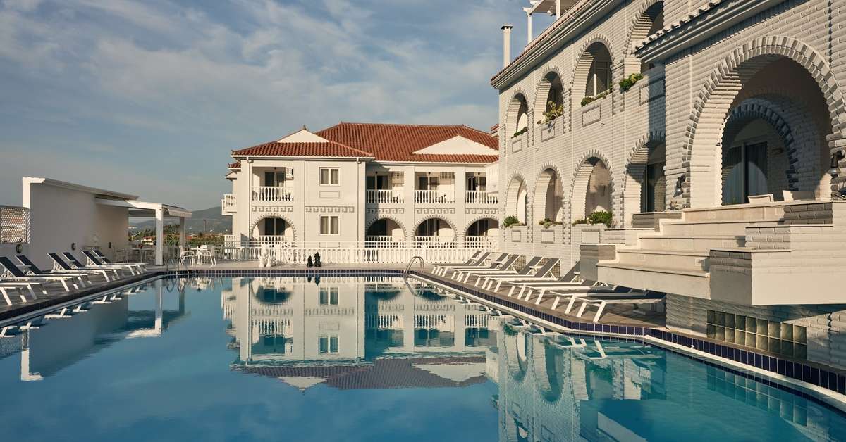 Een foto van het zwembad bij Meandros Boutique & Spa