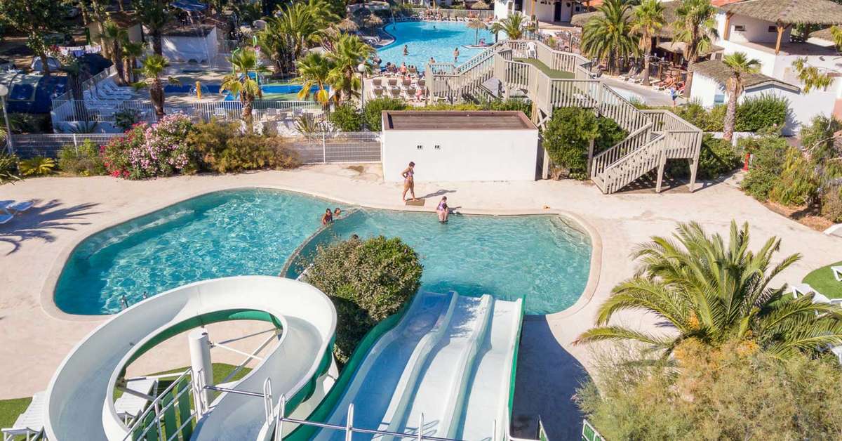 Een foto van het zwembad bij Camping Blue Bayou