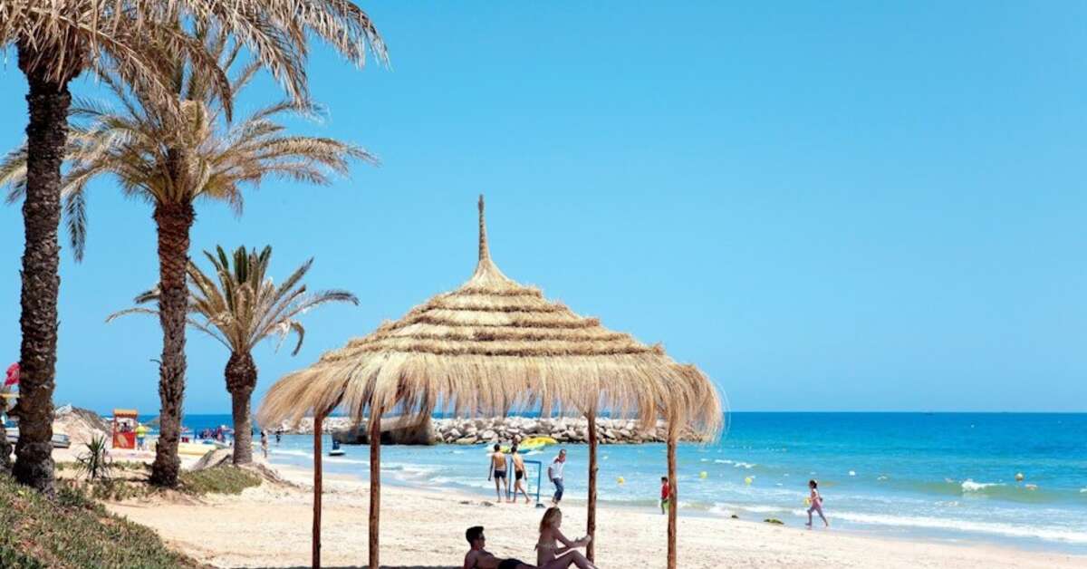 Een foto van het strand bij TUI Blue Scheherazade