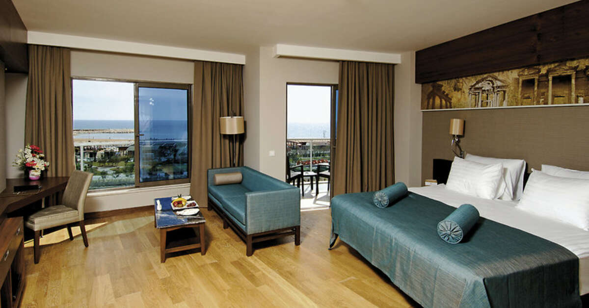 Een foto van Commodore Elite Suites & Spa