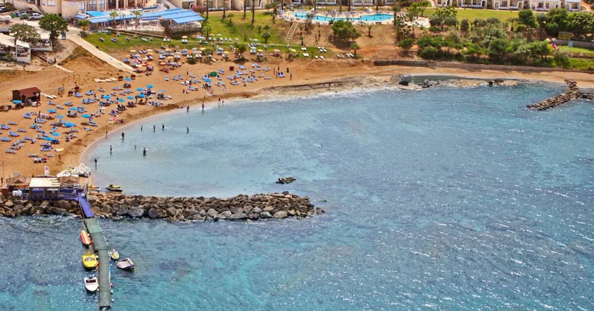 Een foto van Myroandrou Beach Hotel