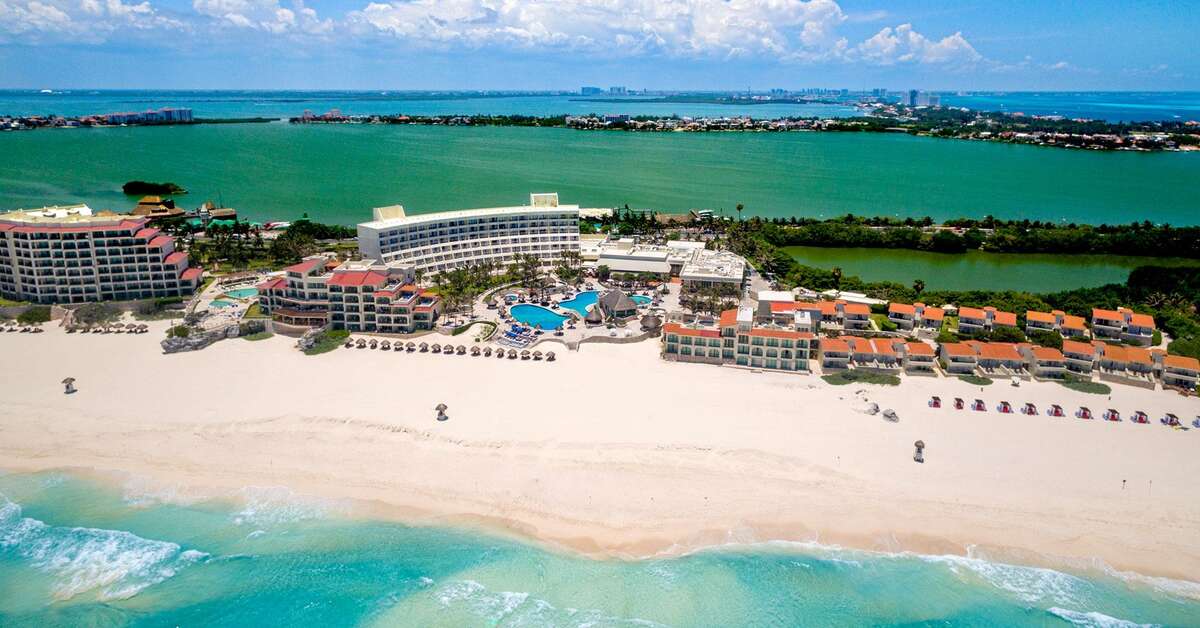 Ein Foto vom Strand beim Hotel Grand Park Royal Cancun Caribe