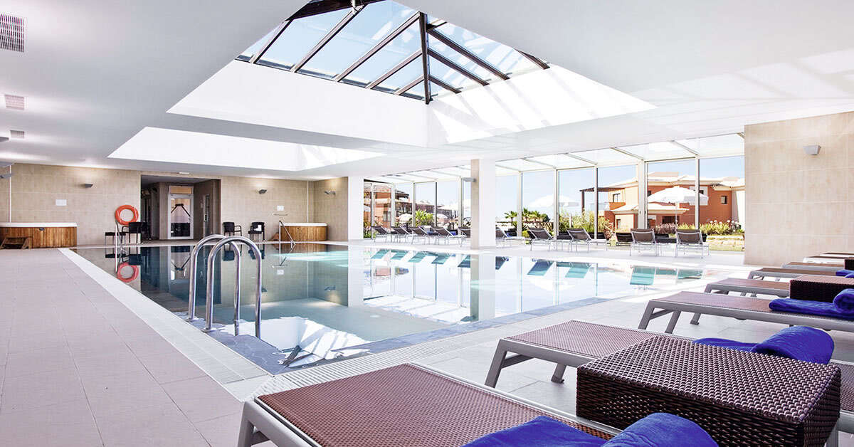Een foto van het zwembad bij Monte Santo Resort