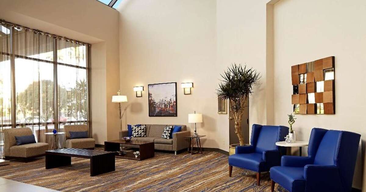 Een foto van Embassy Suites by Hilton Los Angeles International Airport North