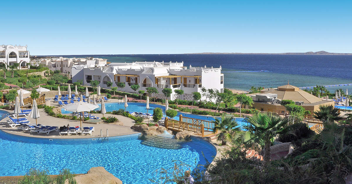 Een foto van het zwembad bij Pickalbatros Palace Resort Sharm el Sheikh