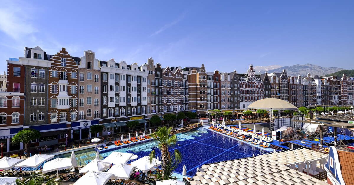 Een foto van het zwembad bij Orange County Kemer Resort Hotel