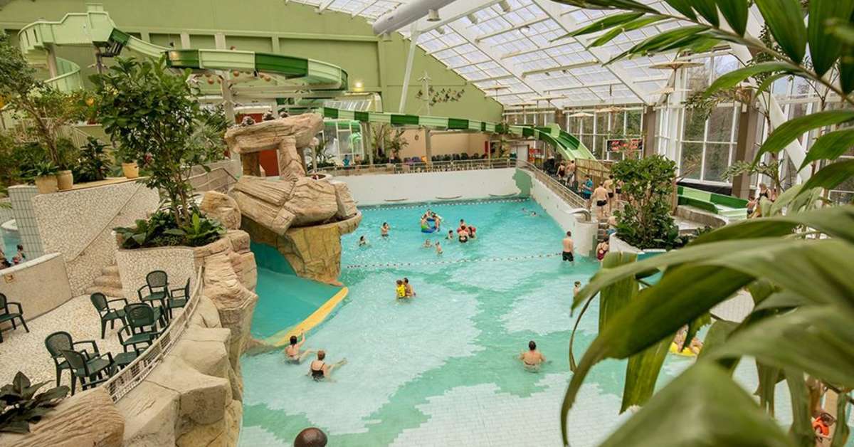 Een foto van het zwembad bij Center Parcs Les Ardennes