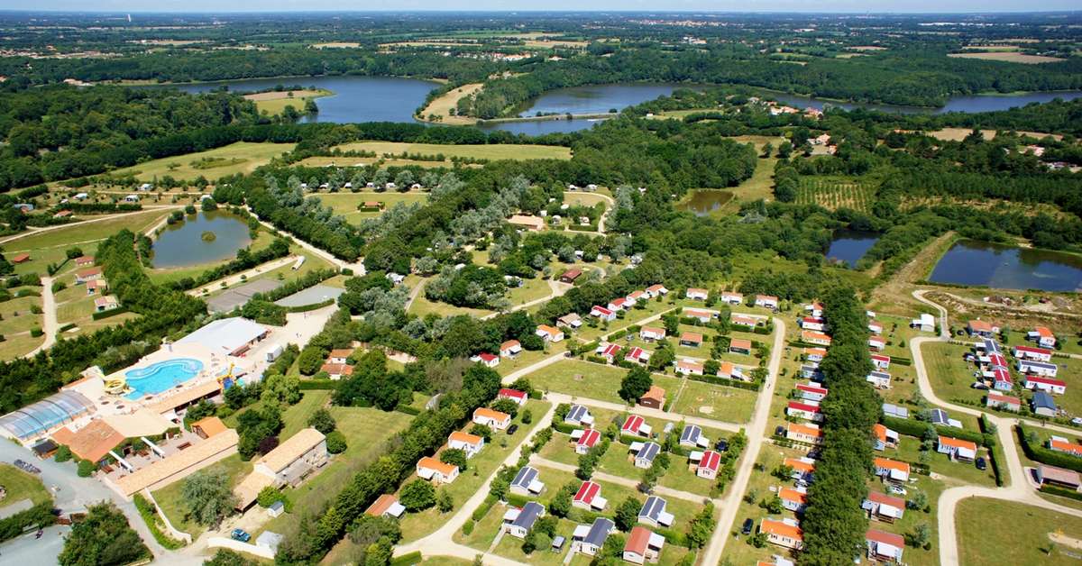 Een foto van de buitenkant van Village de la Guyonniere
