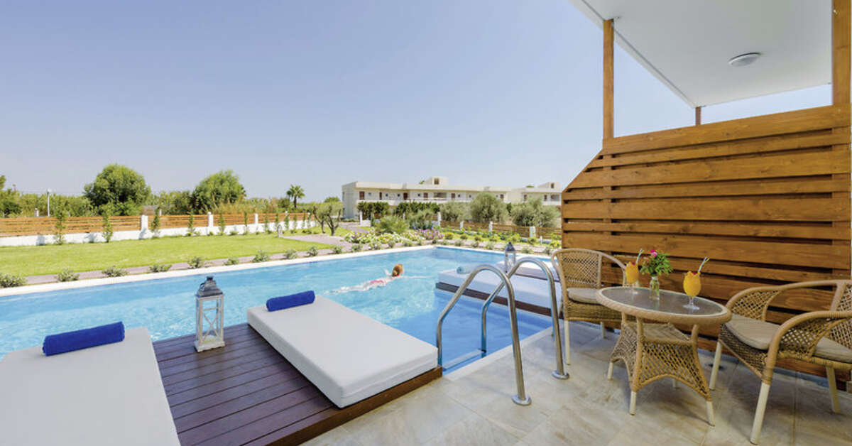Een foto van het zwembad bij Afandou Bay Resort Suites