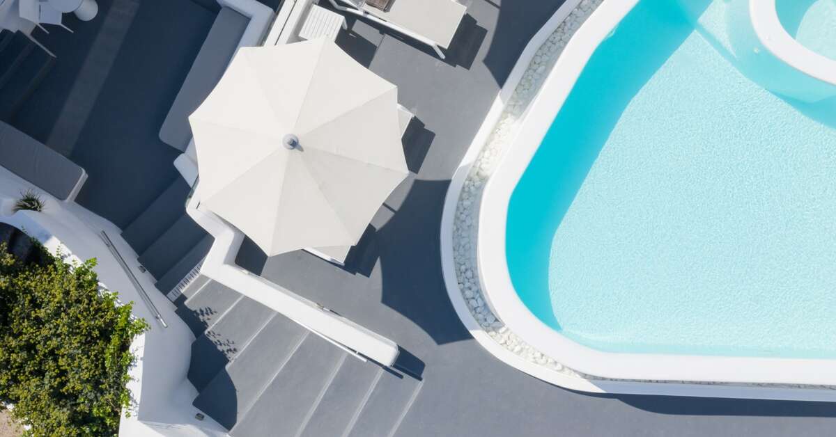 Een foto van het zwembad bij White Concept Caves