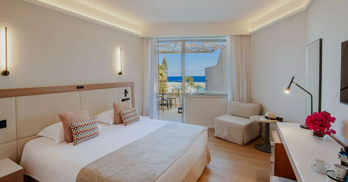 Een foto van The Golden Coast Beach Hotel
