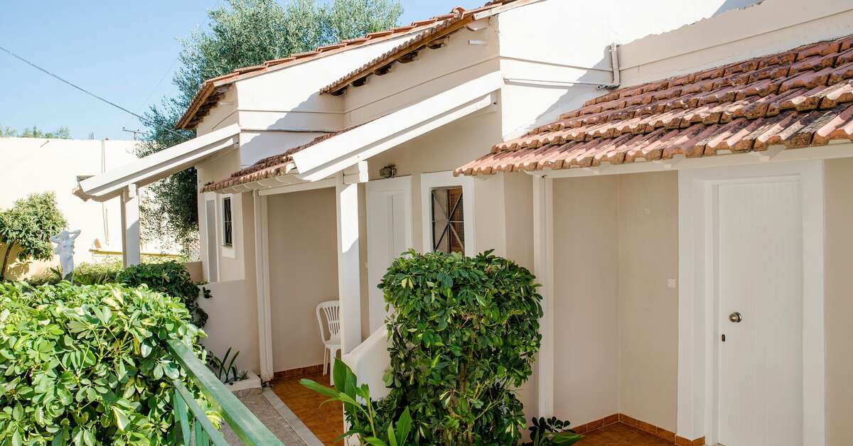 Een foto van de buitenkant van Kalypso Studios & Appartementen