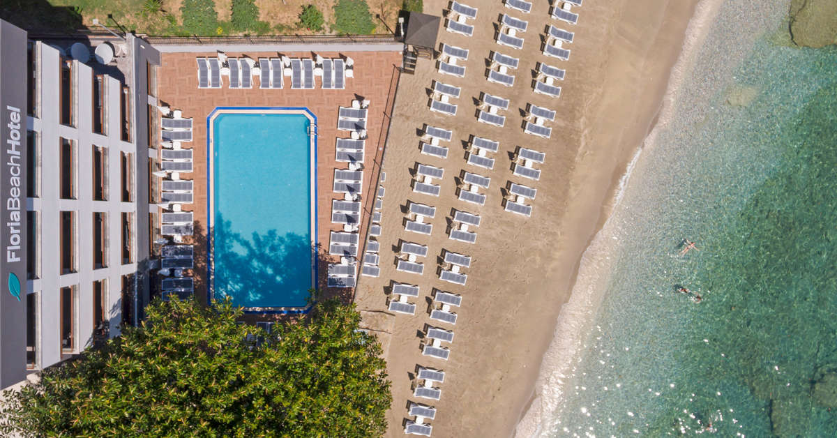 Ein Foto vom Pool im Floria Beach Hotel