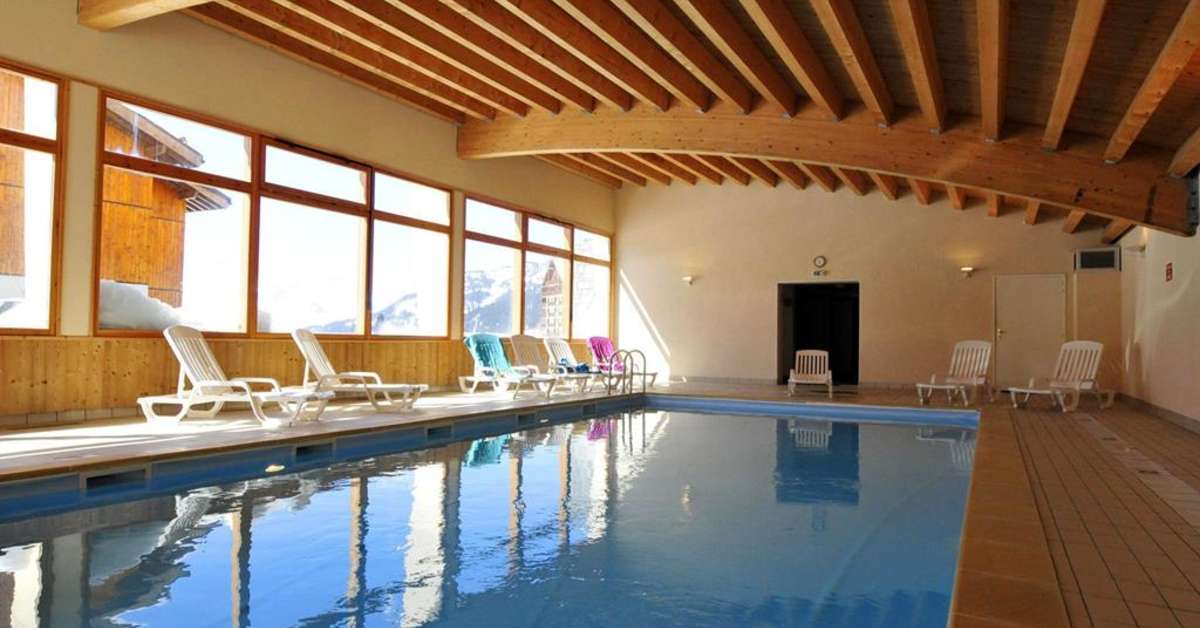 Een foto van het zwembad bij Goelia Les 4 Vallees