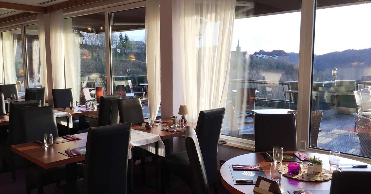 Een foto van de faciliteiten bij Hotel Aux Trois Roses