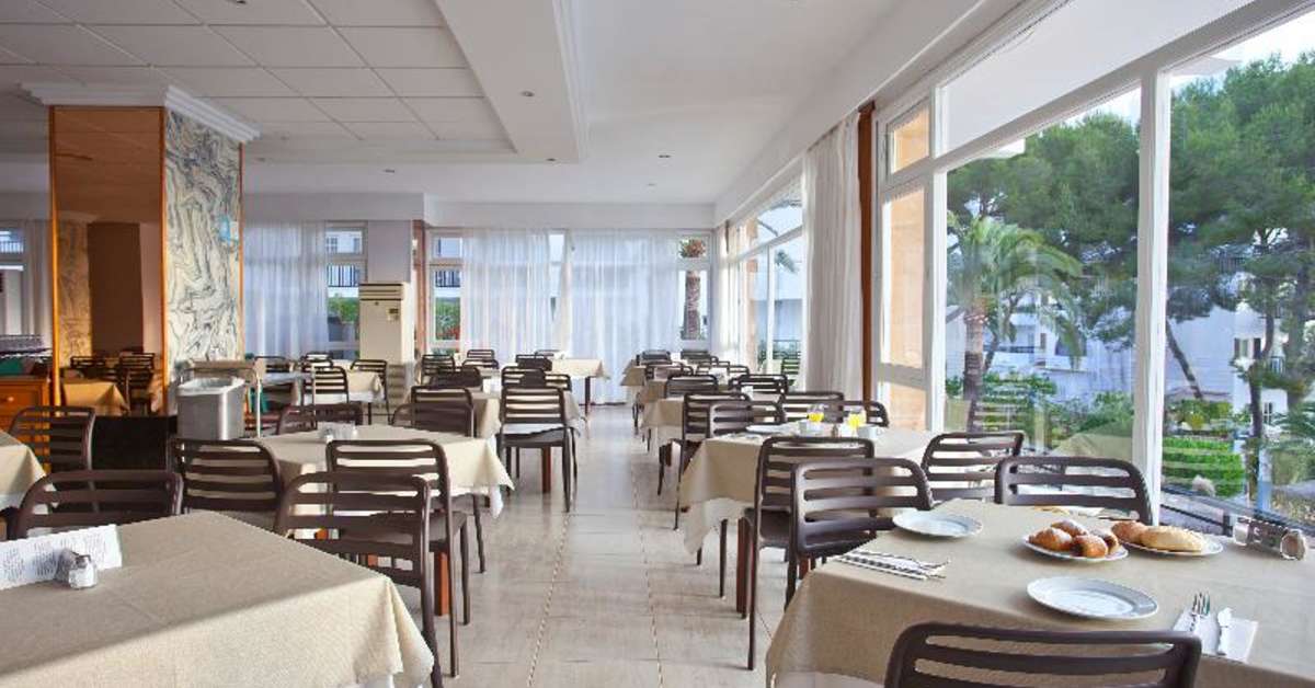 Een foto van de faciliteiten bij Cala Ferrera Hotel
