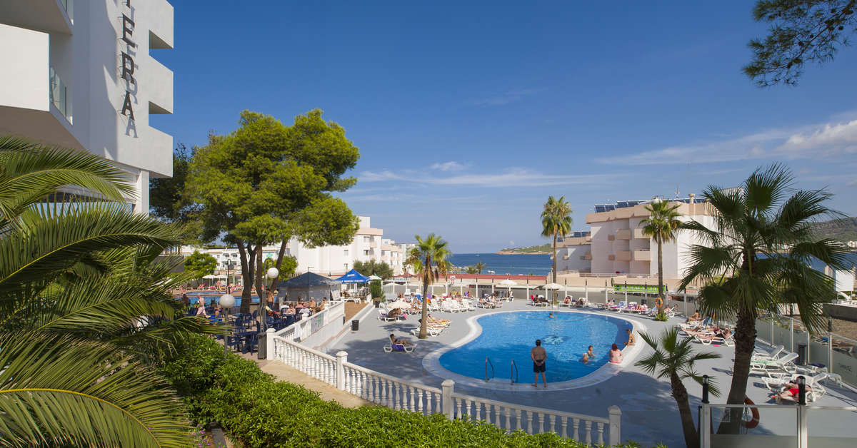 Een foto van het zwembad bij Appartementen Vibra Riviera