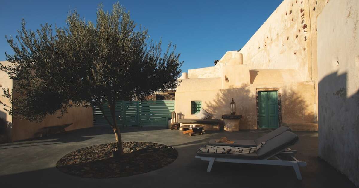 Een foto van het terras bij Remezzo Villas