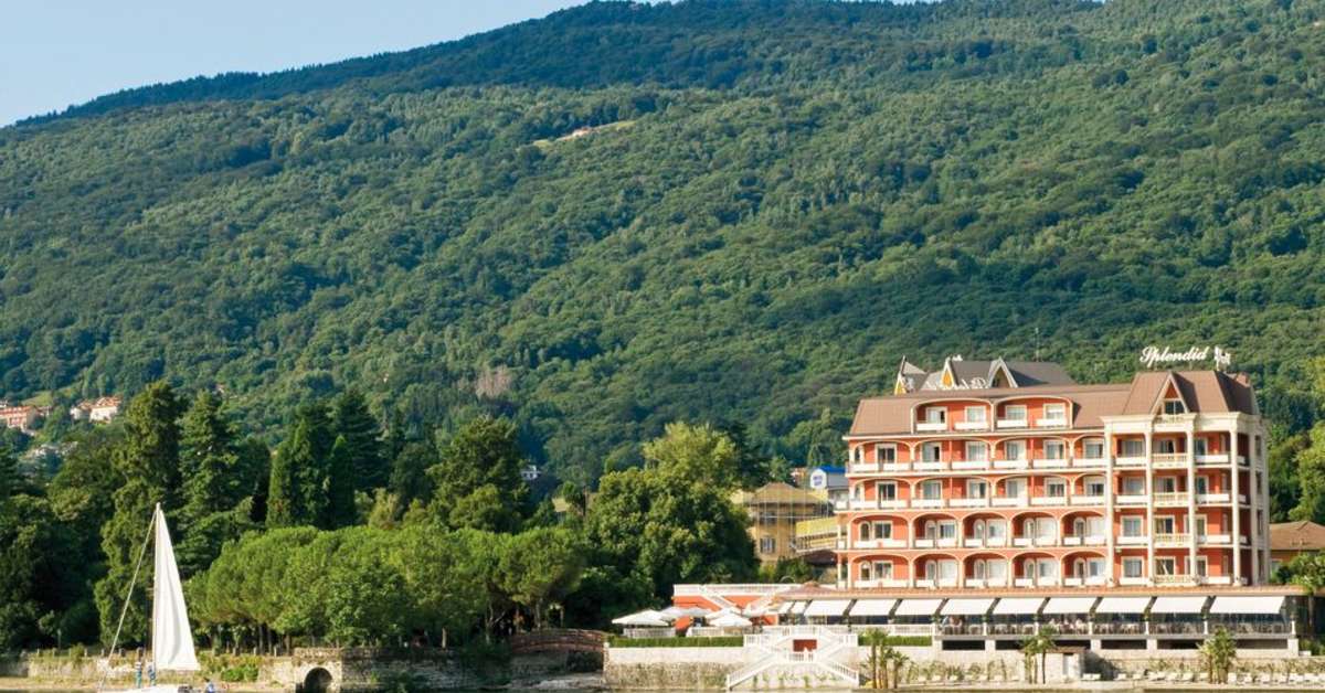 Een foto van de buitenkant van Hotel Splendid