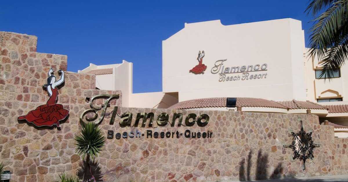 Een foto van de buitenkant van Flamenco Beach & Resort