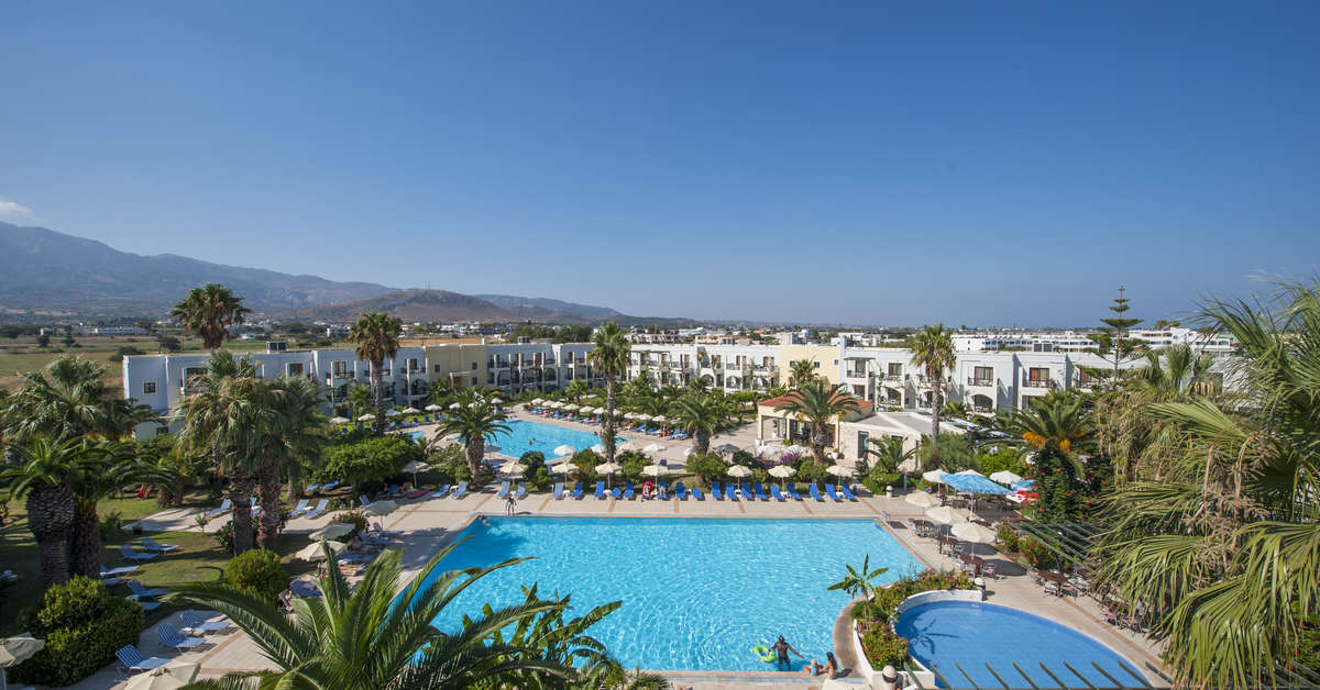 Een foto van het zwembad bij Tigaki Beach Hotel