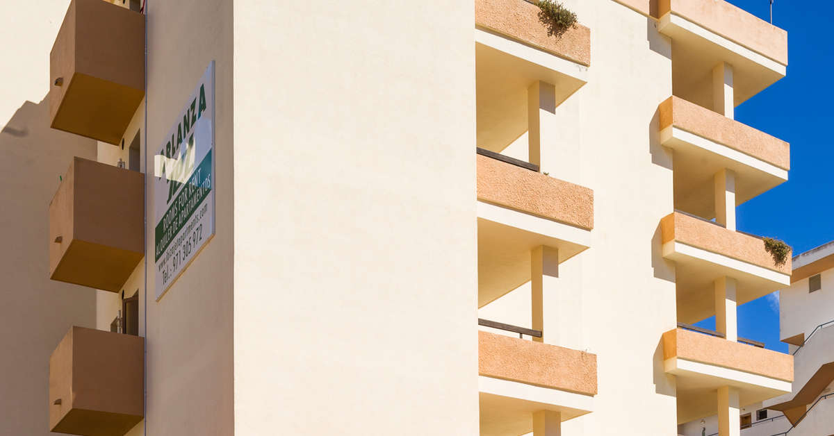 Een foto van de buitenkant van Arlanza Appartementen
