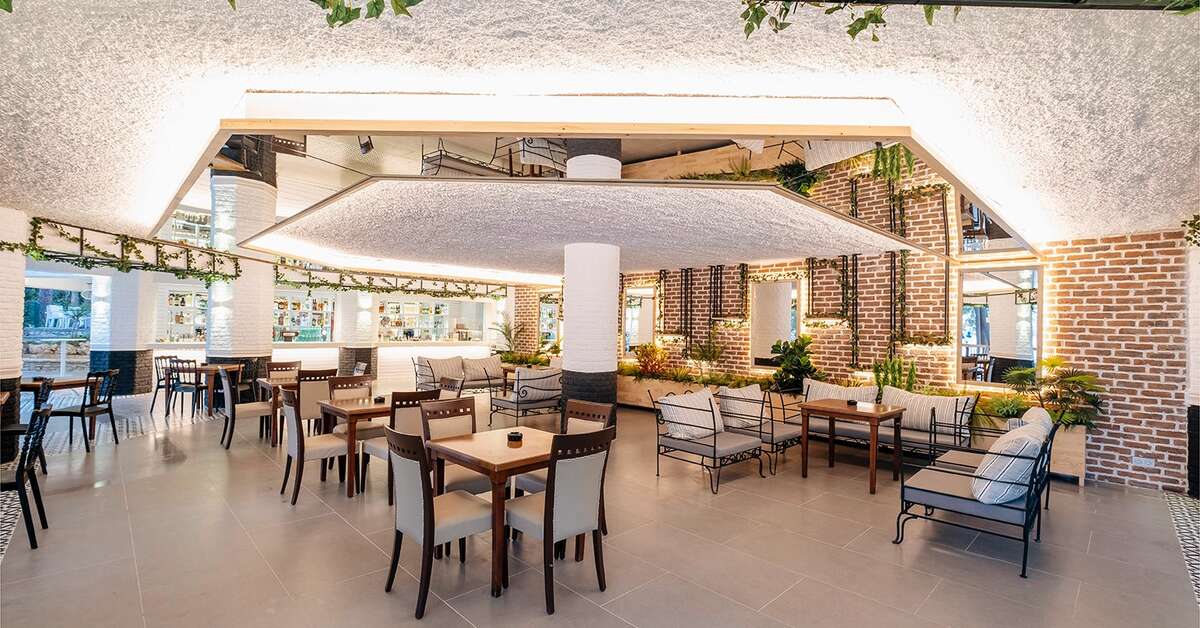 Een foto van het interieur van Utopia Beach Club