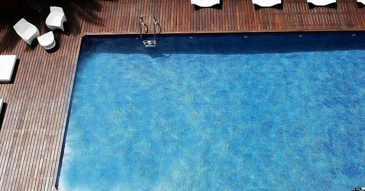 Ein Foto vom Pool im Hotel Magnolia