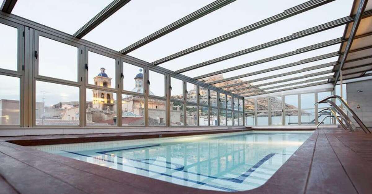Ein Foto vom Pool im Hospes Amerigo