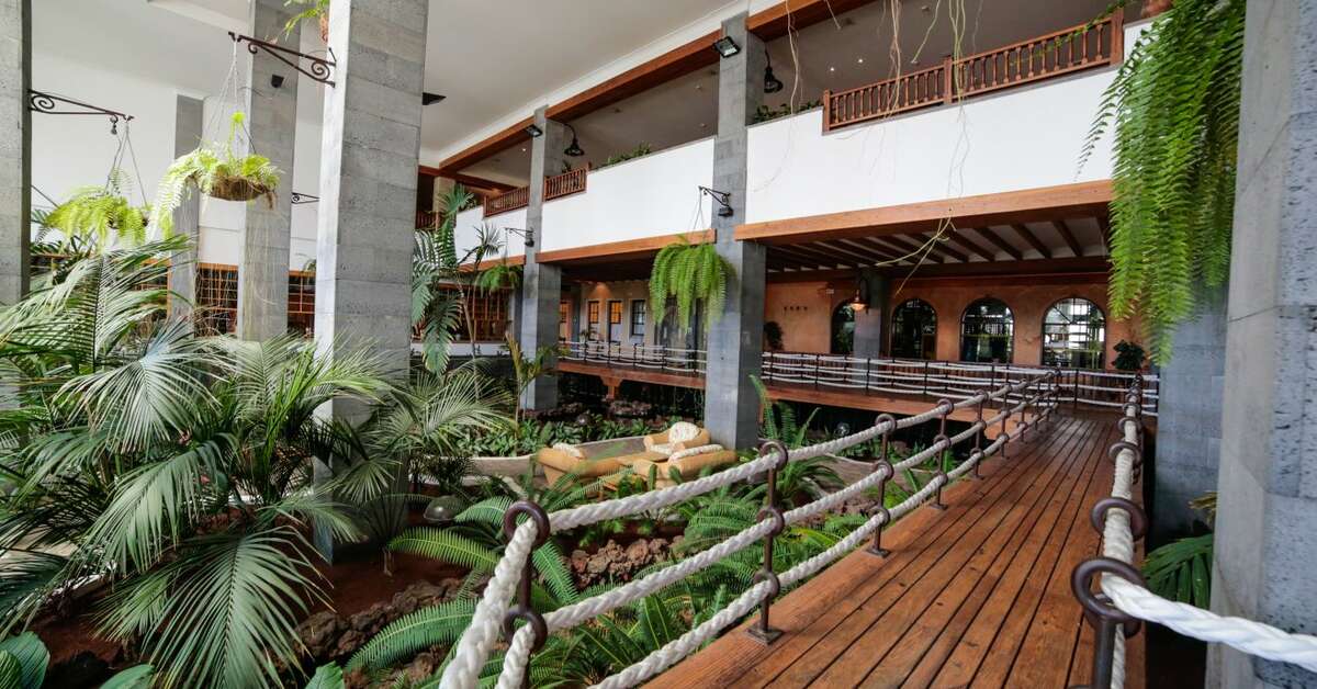 Een foto van het interieur van Princesa Yaiza Suite Hotel Resort