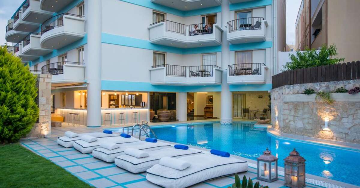 Ein Foto vom Pool im Anesis Blue Boutique