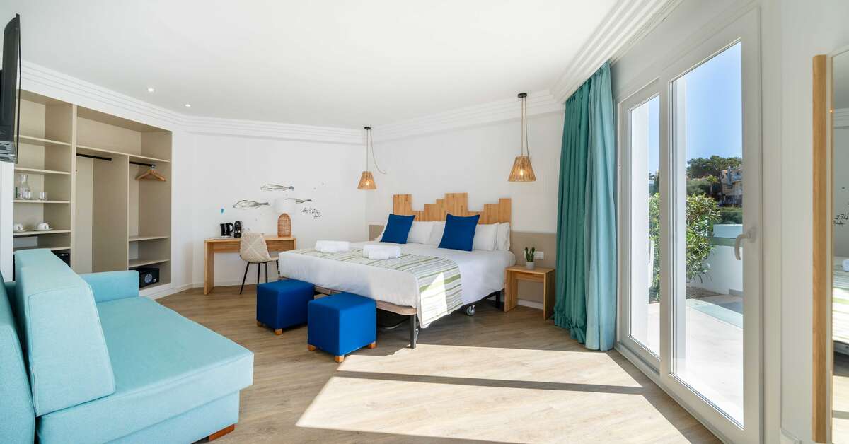 Een foto van Marsenses Ferrera Blanca Adults Only