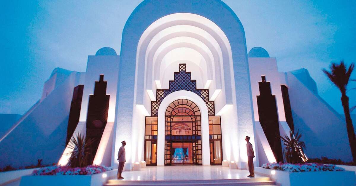 Een foto van de buitenkant van Radisson Blu Resort & Thalasso