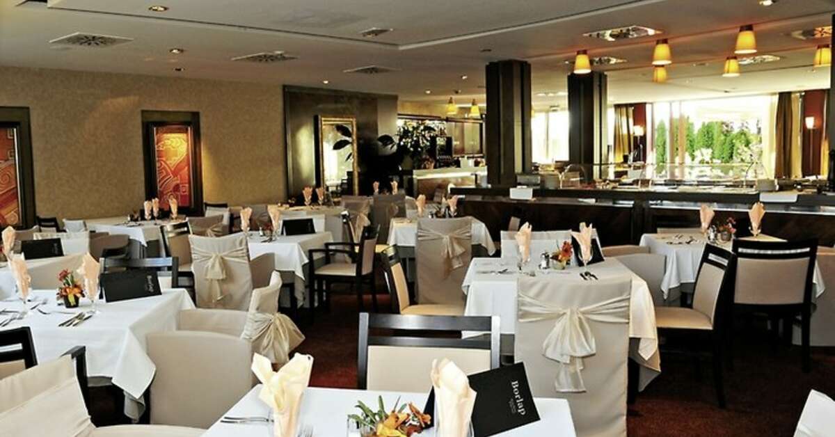 Een foto van Hotel Golden Lake Resort