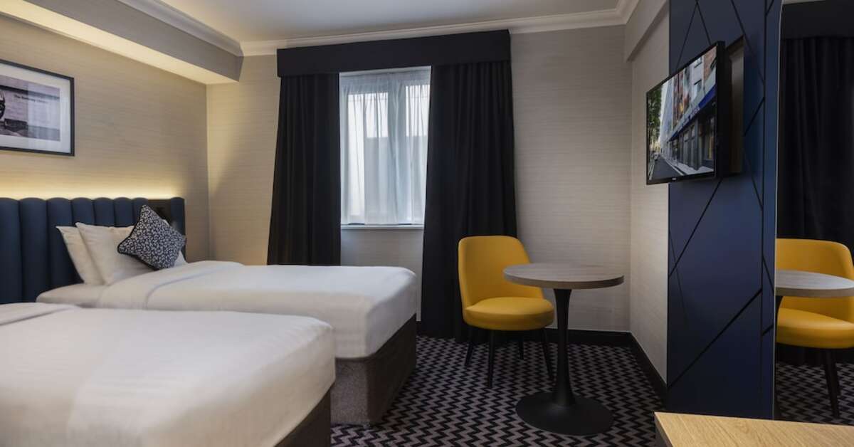 Een foto van The Academy Plaza Hotel