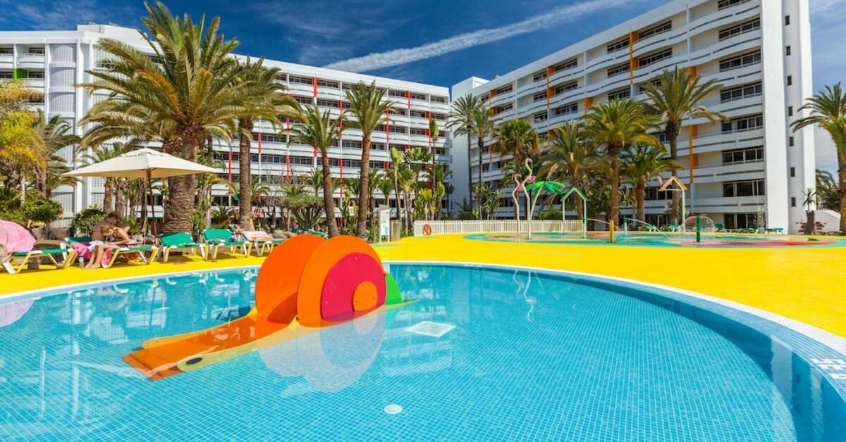 Een foto van het zwembad bij Abora Buenaventura by Lopesan Hotels