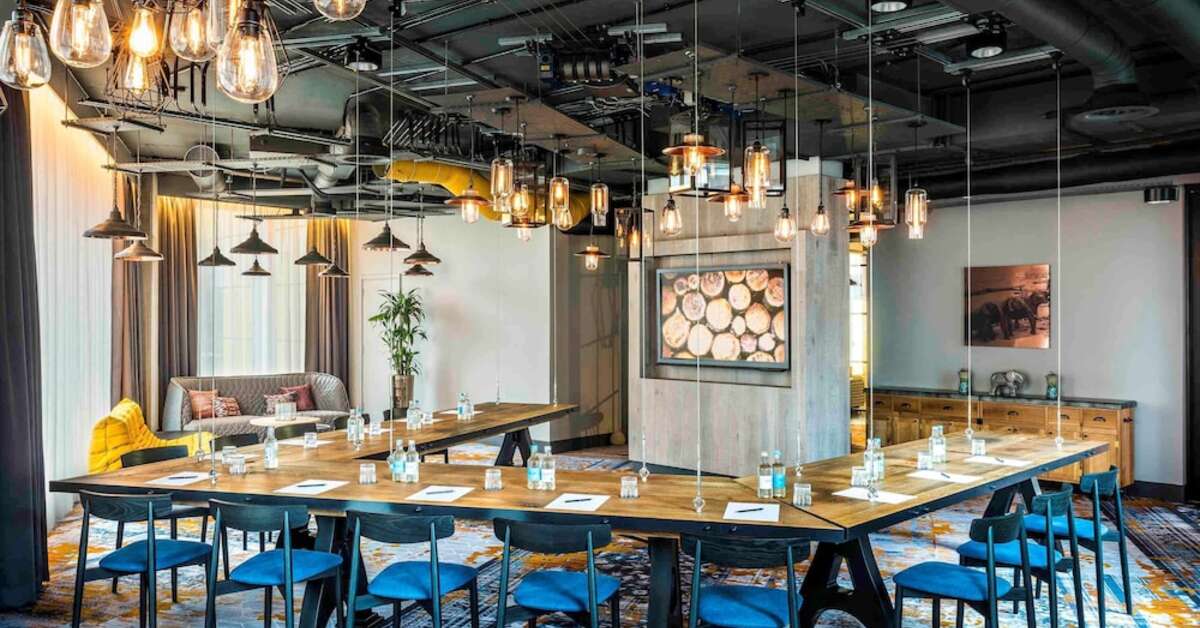 Een foto van het interieur van Novotel London Canary Wharf