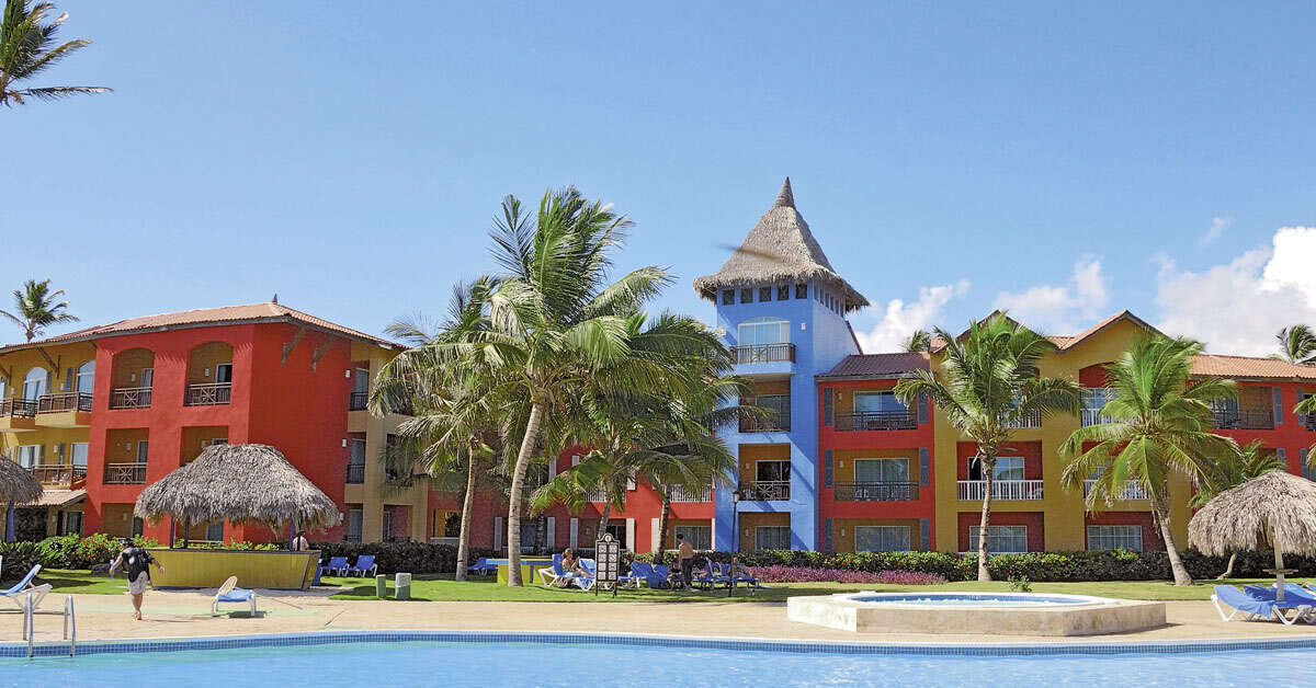 Een foto van het zwembad bij Tropical Deluxe Princess